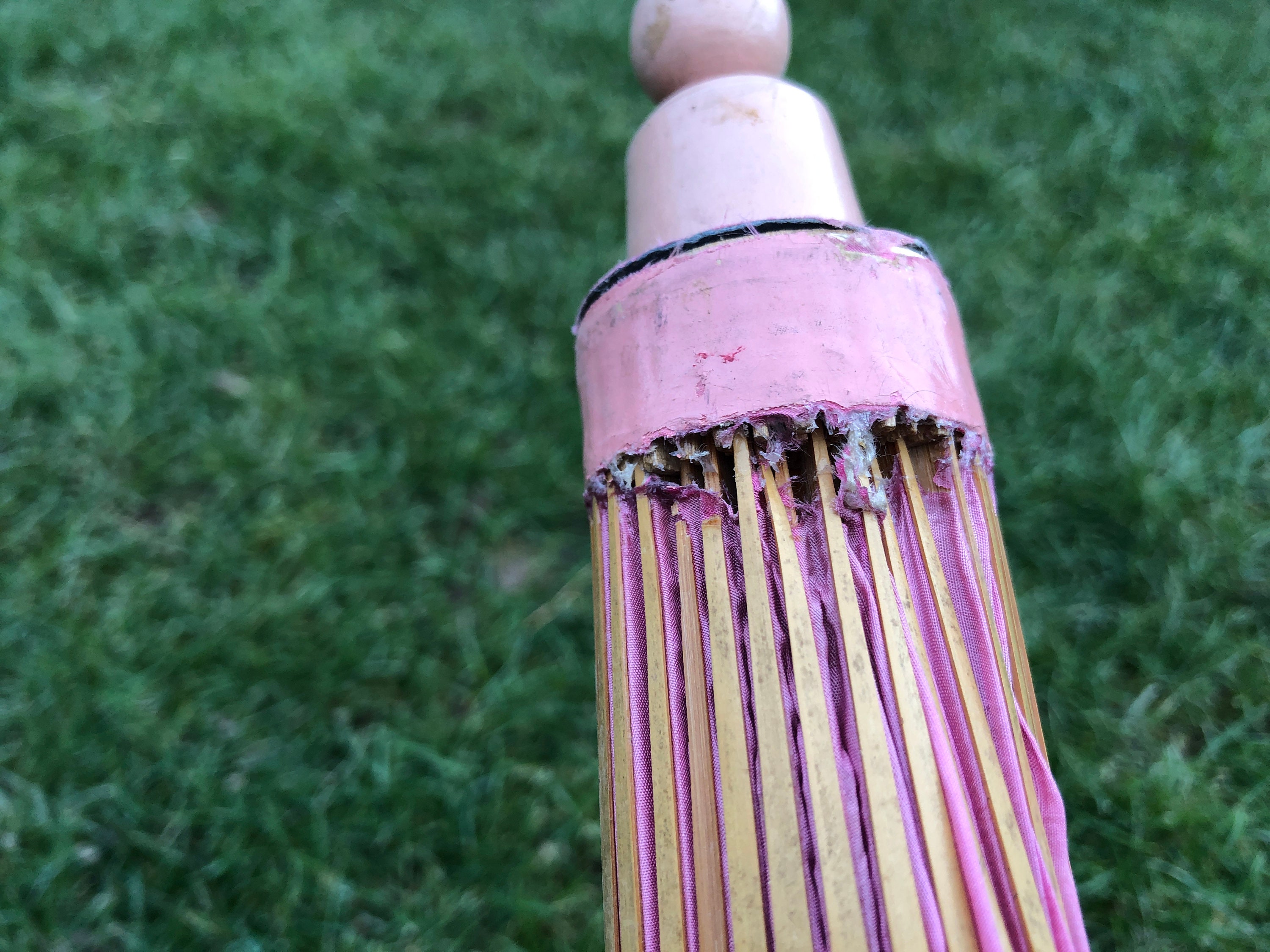 Geisha Umbrella / Bamboo Umbrella / Asian Oriental / Old Geisha Umbrella / Bamboo Umbrella / Asian Oriental / Old