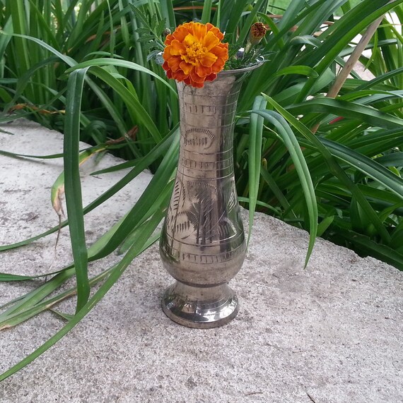 ヴィンテージ真鍮花瓶 / 花瓶 / 彫刻入り花瓶 / エッチング花瓶 / 結婚 