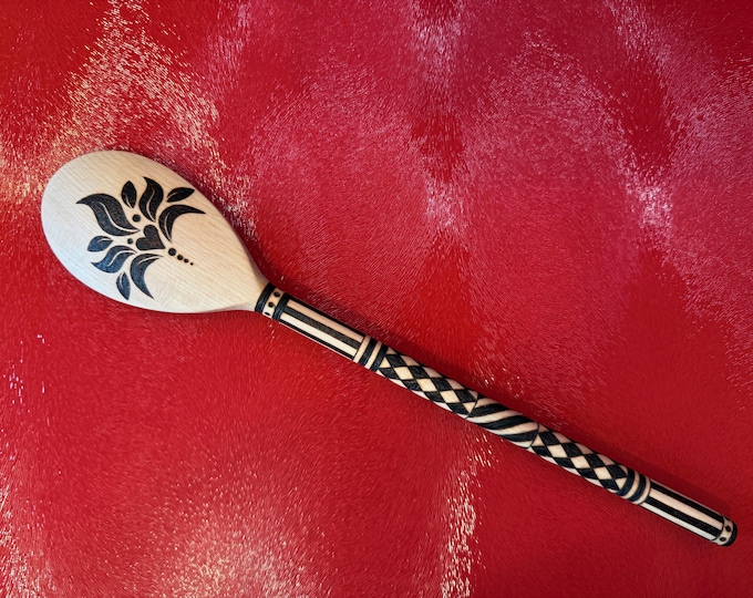 Shaded Heart Flower - Hand-Burned Decorative & Functional Spoon