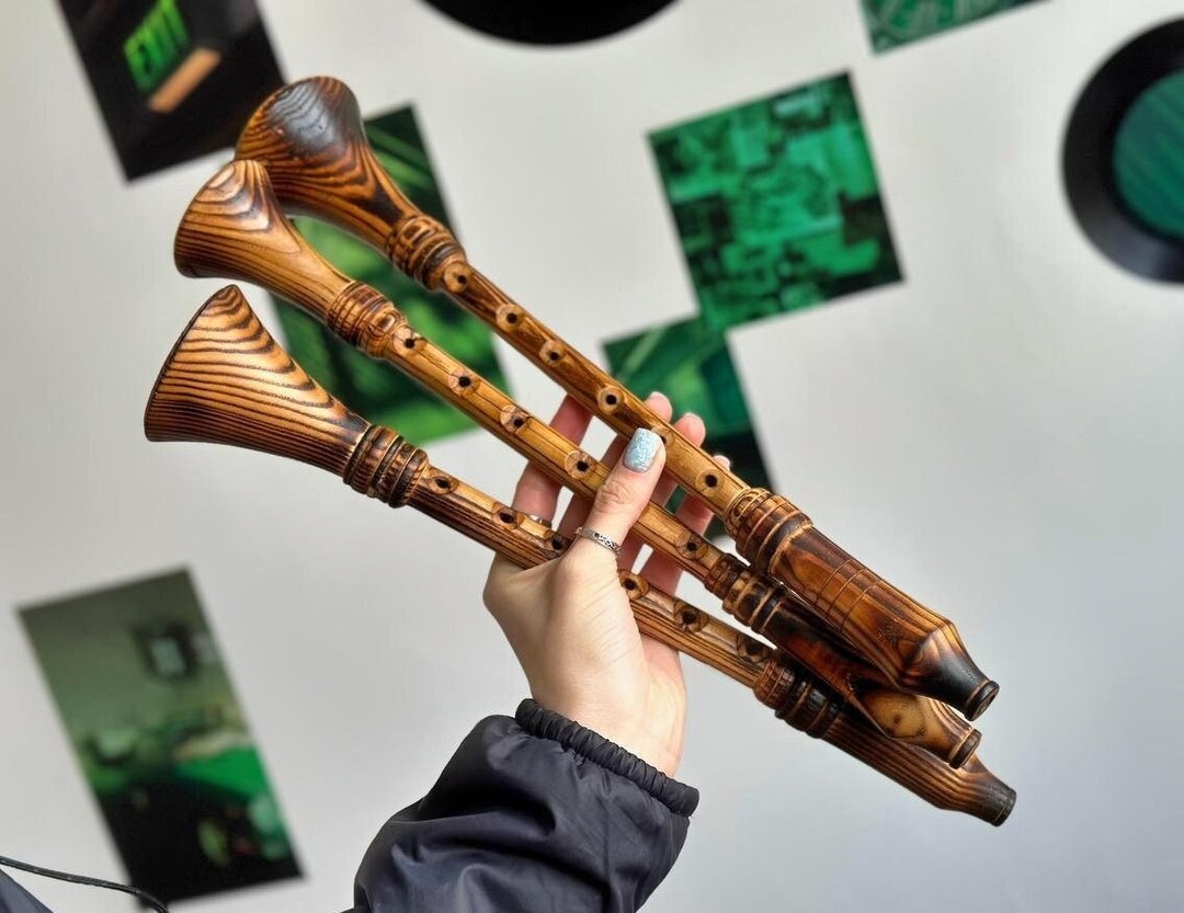 The Slavonic Shawm / Zhaleika / Hornpipe/ Woodwind Medieval Instrument / Handmade Wood Carving