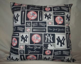 Poduszka dekoracyjna z motywem baseballu New York Yankees