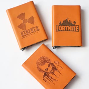 Tarjetero de metal personalizado / Seguridad RFID / Stalker / Billetera emergente minimalista de cuero grabado / Billetera delgada para tarjetas de crédito