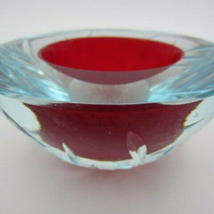 Vintage Italian red Murano Mandruzzato glass geode bowl oval shape hand engraved