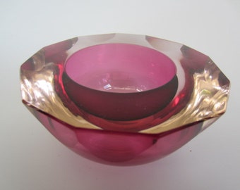 Murano handmade honeycomb 12-facet rose pink geometric cut round art glass bowl