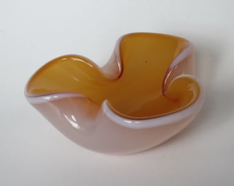 Archimede seguso murano opaline and toffee alabastro glass folded edge bowl
