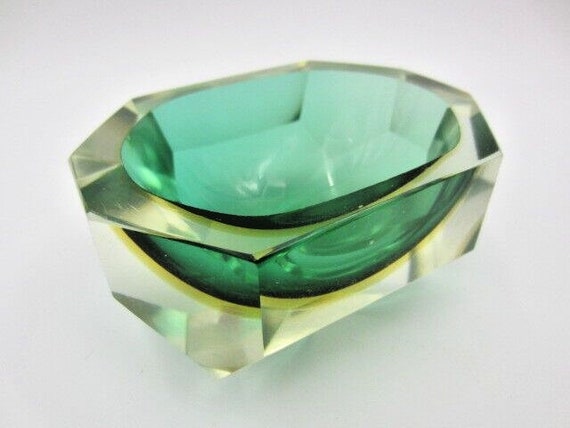 Mandruzzato Faceted green amber in blue Murano So… - image 8