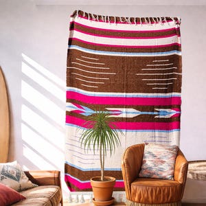 Coperta messicana fatta a mano, telo da spiaggia etnico o Sarape – Sabbia e Rose