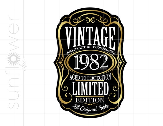 37th Birthday Gift Idea Vintage 1982 T-Shirt Distressed 37th Birthday Gift Idea Vintage 1982 T-Shirt Distressed