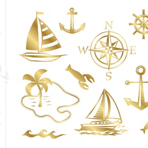 Puede incluir: Un conjunto de imágenes de arte de clip náuticas doradas. Las imágenes incluyen un velero, un ancla, una brújula, una palmera en una isla, una langosta, un timón y olas.