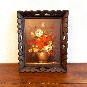 Antique oil painting, vintage flower painting, retro oil on canvas, vintage wood frame, floral still life, floral bouquet,framed 26x32.5cm