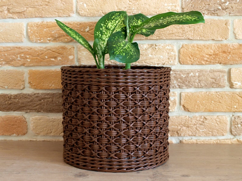 Wicker planter pot holder Indoor planter basket Boho decorative houseplant Natural Beige bohemian plant Indoor garden decor Brown