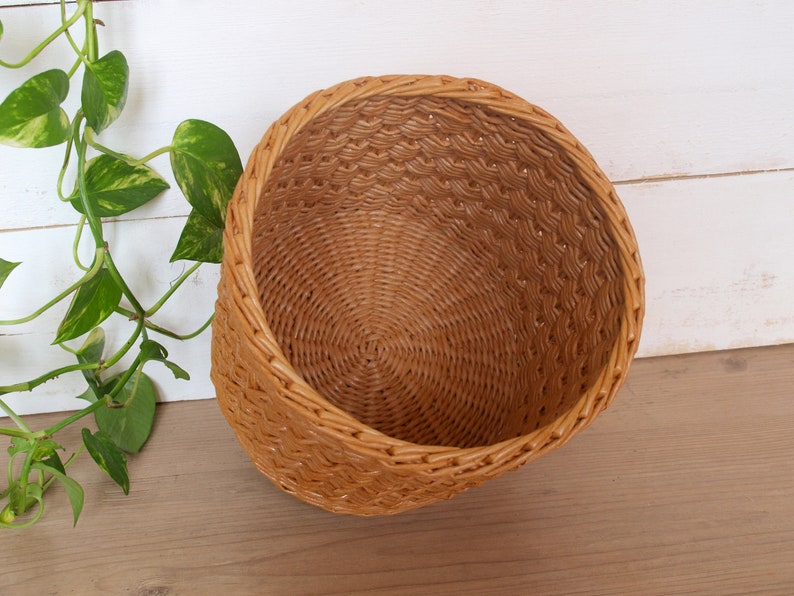 Wicker planter pot holder Indoor planter basket Boho decorative houseplant Natural Beige bohemian plant Indoor garden decor image 5