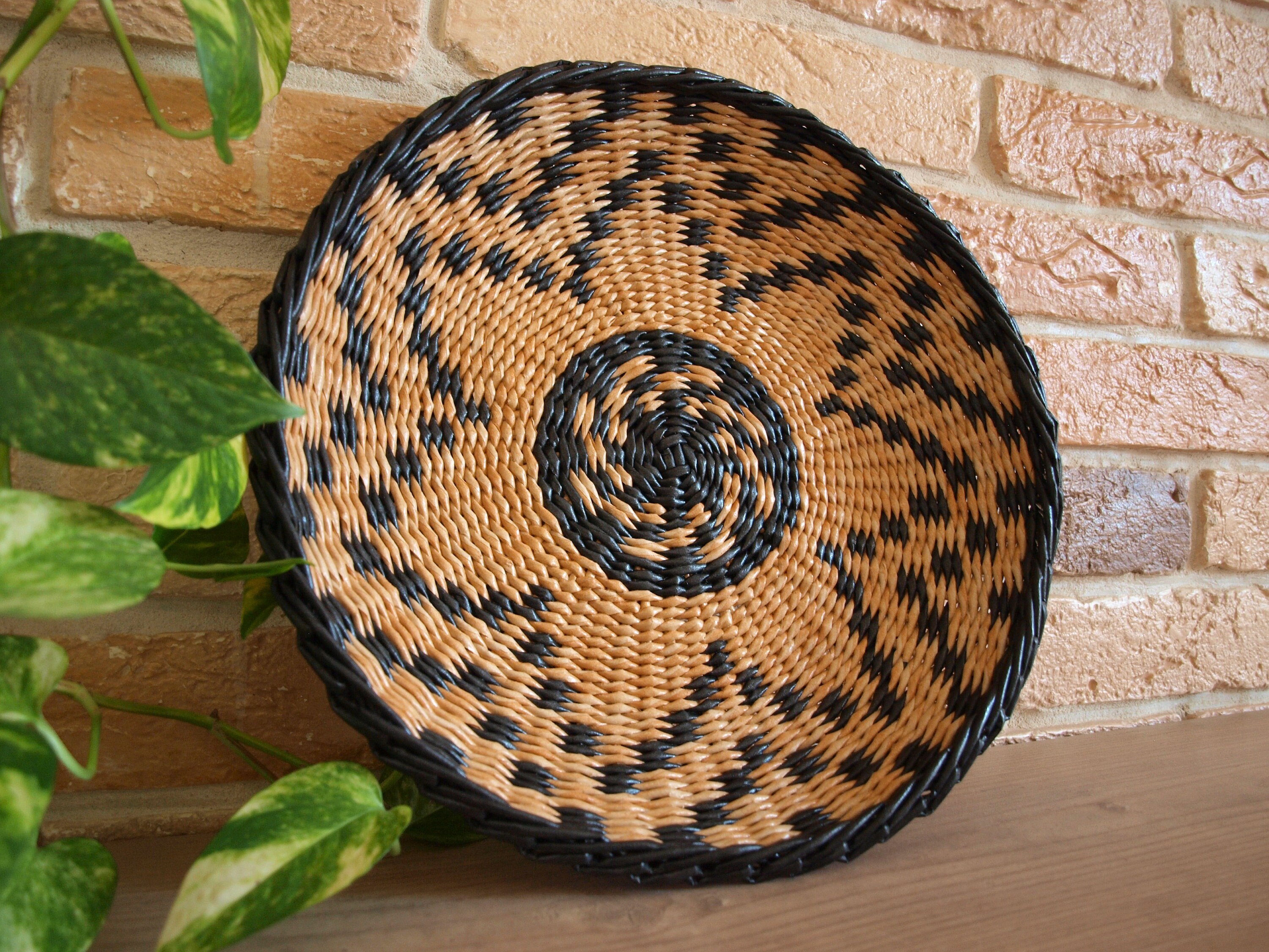 Set of 4 wall art basket Black Beige White Wicker plate Etsy