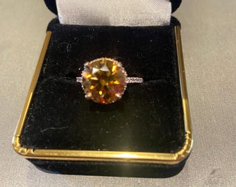 3.4 carat natural yellow diamond ring