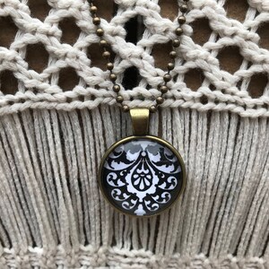 Black & White Glass Pendant Necklace: Bronze Finish, Medieval Chain