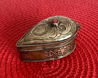 Antique Moroccan Jewelry Box Vintage Ornate Small Metal Box Teardrop shaped Box Red Stone Ring Box Trinket Box Boho Bohemian Decor Gypsy