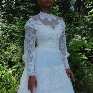 Vestido de novia vintage de cuello alto de Union Made