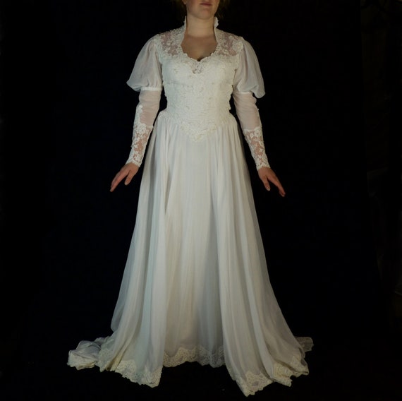 Vintage Lace Wedding Dress With Elizabethan Collar Etsy