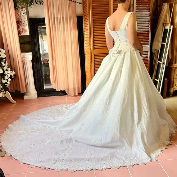 Sleeveless White Satin Ballgown with Floral Lace and Pearl Detail