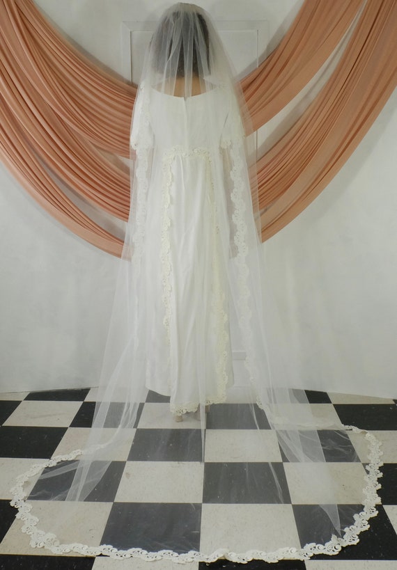 Vintage Linen Wedding Dress and Veil Set - image 3