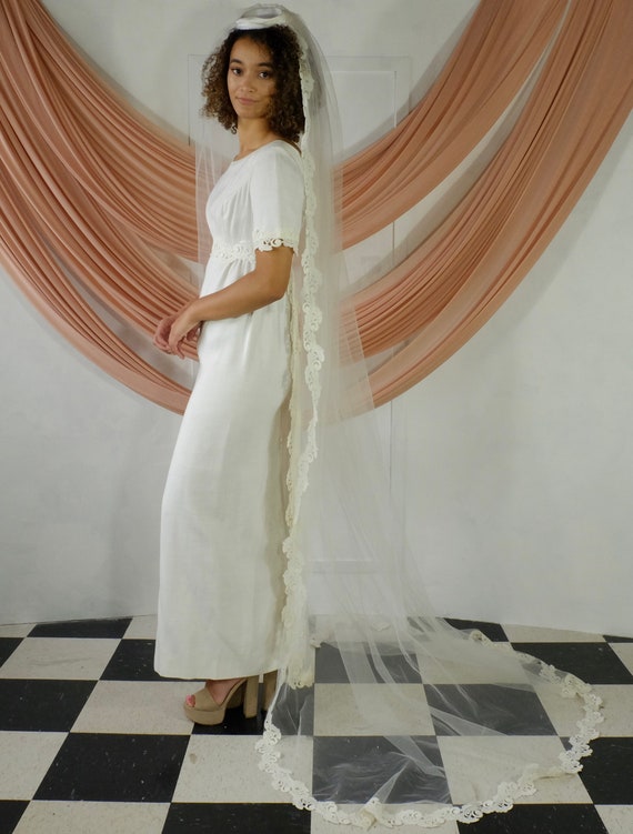 Vintage Linen Wedding Dress and Veil Set - image 2
