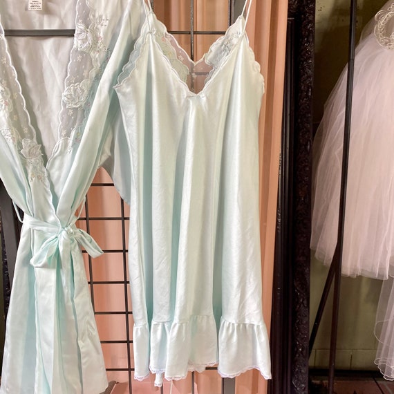 Light Turquoise Vintage Nightgown & Night Robe - image 2