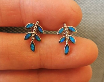 Blauwe opaal olijfblad sterlingzilveren oorbellen - Griekse sieraden
