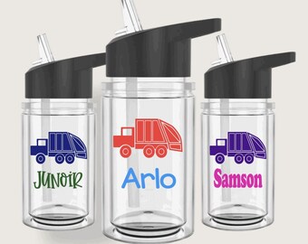 Botella de agua personalizada con forma de camión para niños Botella de agua personalizada con forma de camión para niños Taza personalizada con forma de camión de basura Media de relleno Botellas con nombre para niños