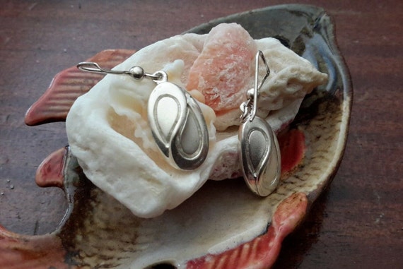 Heavy Sterling Silver Oval Drop Earrings Marked 9… - image 7