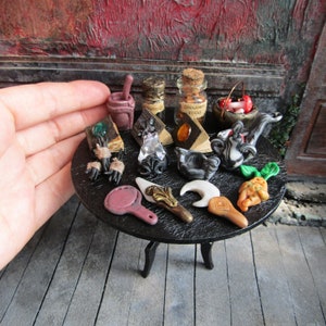 SET dollhouse witch miniature and 3 miniatures books Haunted items potion Fairy diorama 1/6 - 1/12 Halloween horror decor