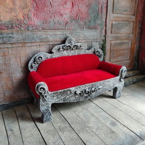 Miniature Gothic Sofa / Loveseat Red Velvet Dollhouse Furniture 1:12 scale