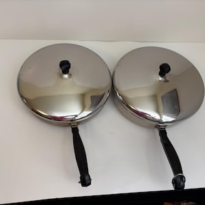 Farberware  10 inch Skillets with Lids