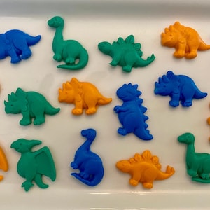 Fondant Dinosaurs. Edible Dinosaur Toppers. 30 pieces