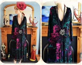 casual 20s style dresses