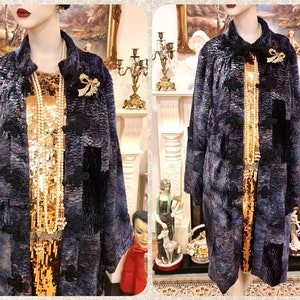 Vintage luxurious Art Deco soft peacock blue mesmerizing velvet opera avant garde Fur 1920s flapper coat jacket embroidered UK 10 12 US 6 8