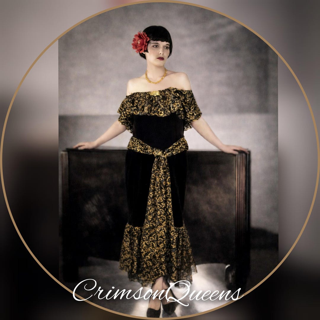 Extraordinary vintage golden brocade lace with Black velvet Frank Usher flamenco Spanish 1930s stage Hollywood goddess gown size UK 12 US 8