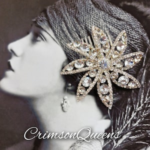 Art Deco Vintage Great Gatsby 1920s crystal rhninestone  small flower Art Deco  statement silver wedding comb headpiece