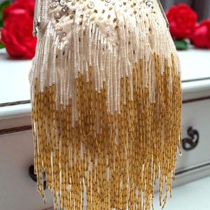 1920-tals tofsväska flapperpärlväska vintage pärlväska guldpärlväska paljettväska art déco-aftonväska handväska