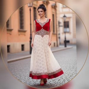 Bohemian romantic gypsy medieval  vintage scarlet red embellished beaded evening ballgown floor dress with matching long coat size UK 8 US 4