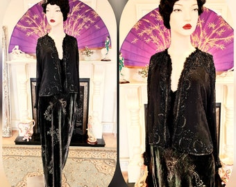 Vintage black silk 1920's Art Deco flapper embellished with beads embroidered beautiful evening short jacket UK 8 10 US 4 6