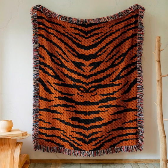 Tiger Blanket C2C Crochet Pattern PDF – Orange Black Animal Afghan Graph – Corner to Corner Graphghan Throw – Wildlife Pixel Crochet Chart