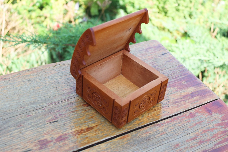 Vintage carved jewelry box wooden treasure box vintage wood box rustic style box antique trinket box wooden carved box home decor hand made