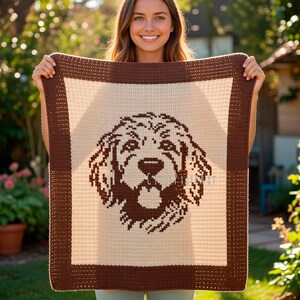 Padrão de tapeçaria de crochê com um Golden Doodle Dog - gráfico e instruções passo a passo - Gráfico versátil para mantas de bebê, decoração de parede e suéteres. imagem 2