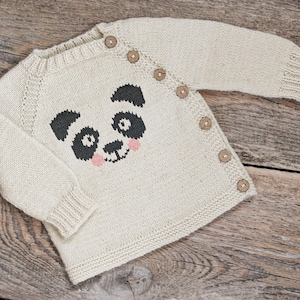 Gebreide Panda-trui voor kinderen - pdf-breipatroon, maten pasgeboren tot 4 T, beginnersvriendelijk, gemakkelijk van boven naar beneden gebreide raglanjas voor kinderen