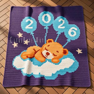 Nato nel 2026 - Modello all'uncinetto Teddy Bear SC - Filato di peso Aran - Dimensioni 30" x 33" / 75 cm x 80 cm - Intarsio all'uncinetto Graphgan