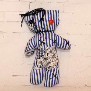 Voodoo Puppe