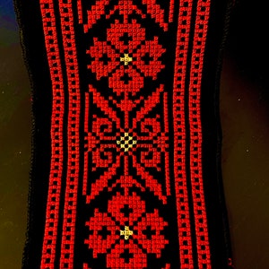 Authentic Jordanian/Palestinian Tatreez Embroidery Fabric, Made in Jordan