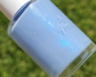 SkyGlow | Esmalte Azul Celeste Brilhante | Unhas de Fada em Tons Pastel | Vegano e Artesanal
