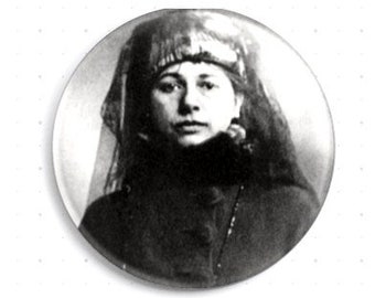 WWI Spy Martyr Mata Hari&#39; Neofolk style - Button