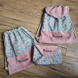 Sac à dos motif fleurs personnalisé avec prénom pour enfant et bébé